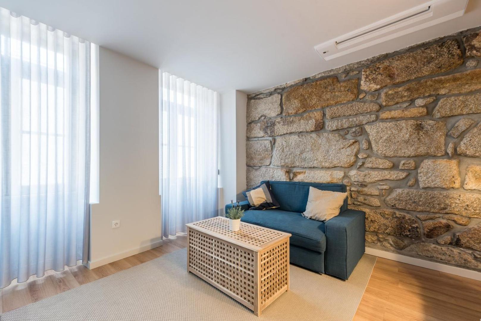 Guestready - Crayon Walls Apts Порту Екстер'єр фото